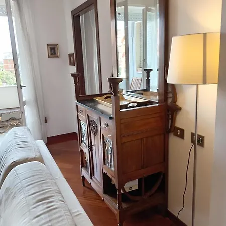 Alojamento de Acomodação e Pequeno-almoço Le Tre Civette 3*